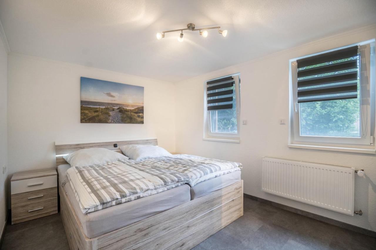 Ferienwohnung 9 Und 40 Thunum Екстер'єр фото